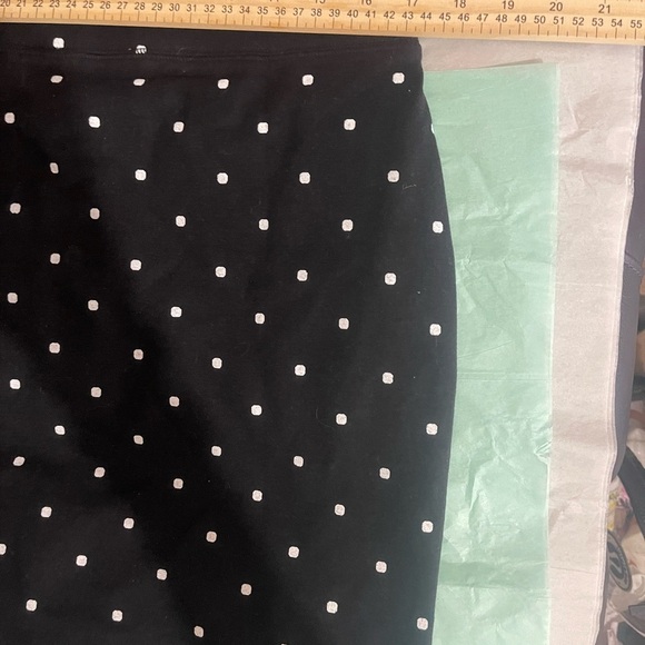 Old Navy Black Pencil Black Polka Dot Skirt NWT - Picture 6 of 6